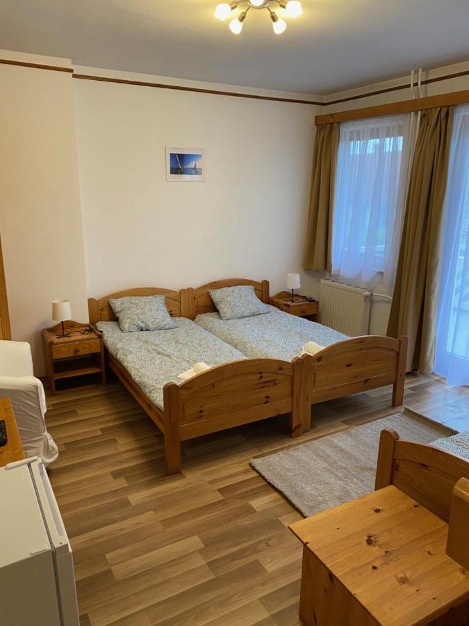 Global Apartmanhaz Vonyarcvashegy Zewnętrze zdjęcie