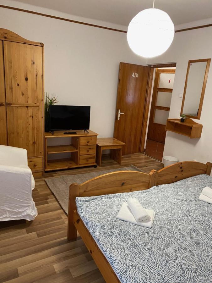 Global Apartmanhaz Vonyarcvashegy Zewnętrze zdjęcie