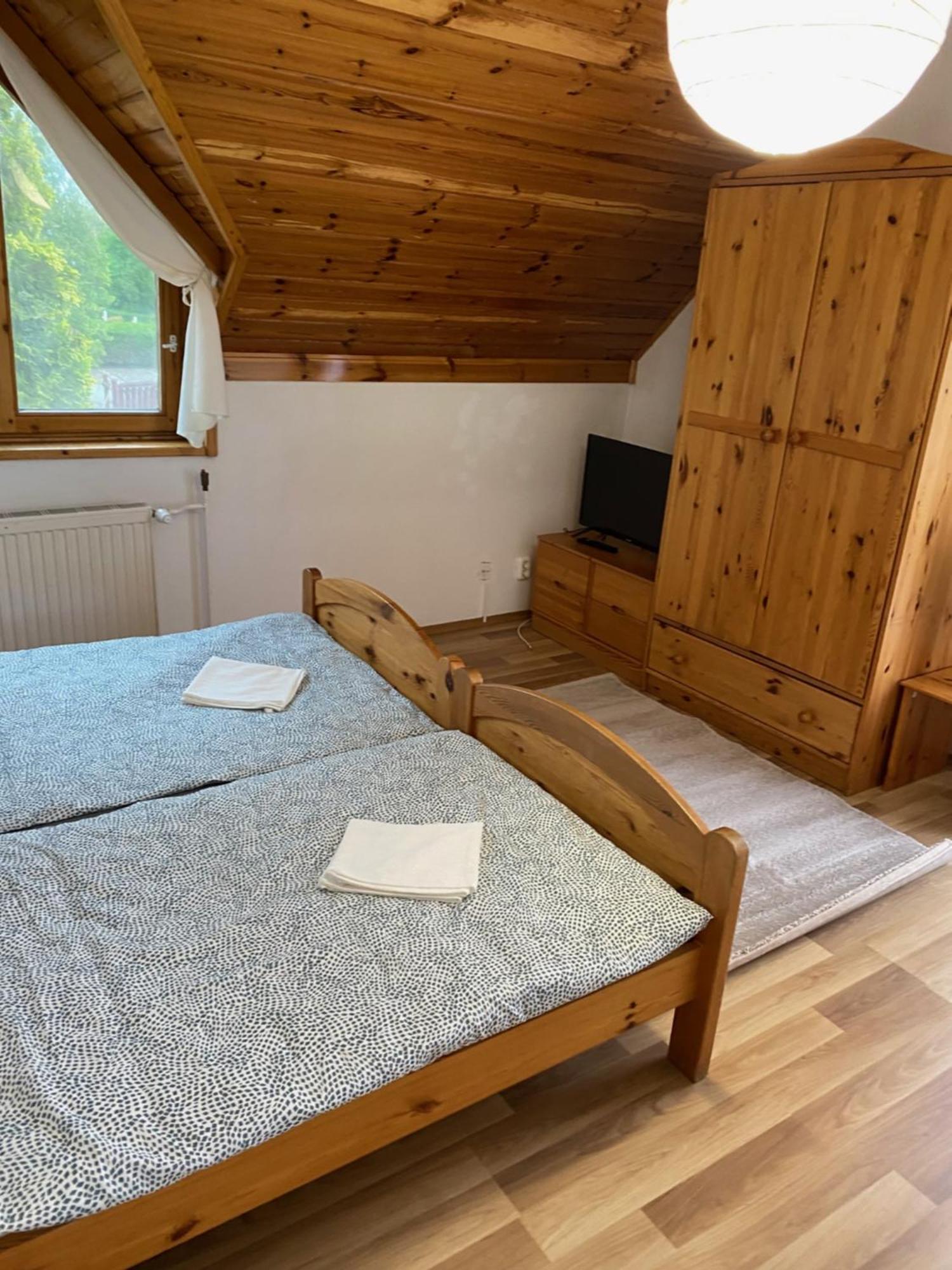 Global Apartmanhaz Vonyarcvashegy Zewnętrze zdjęcie