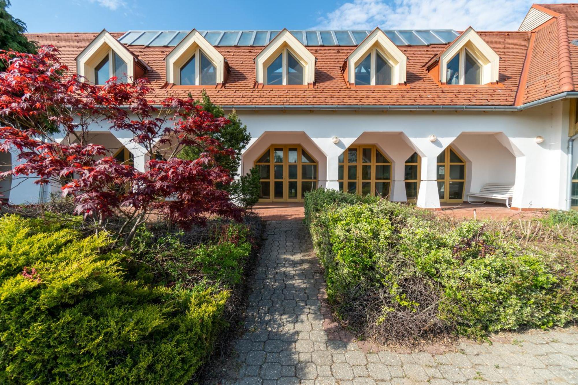 Global Apartmanhaz Vonyarcvashegy Zewnętrze zdjęcie