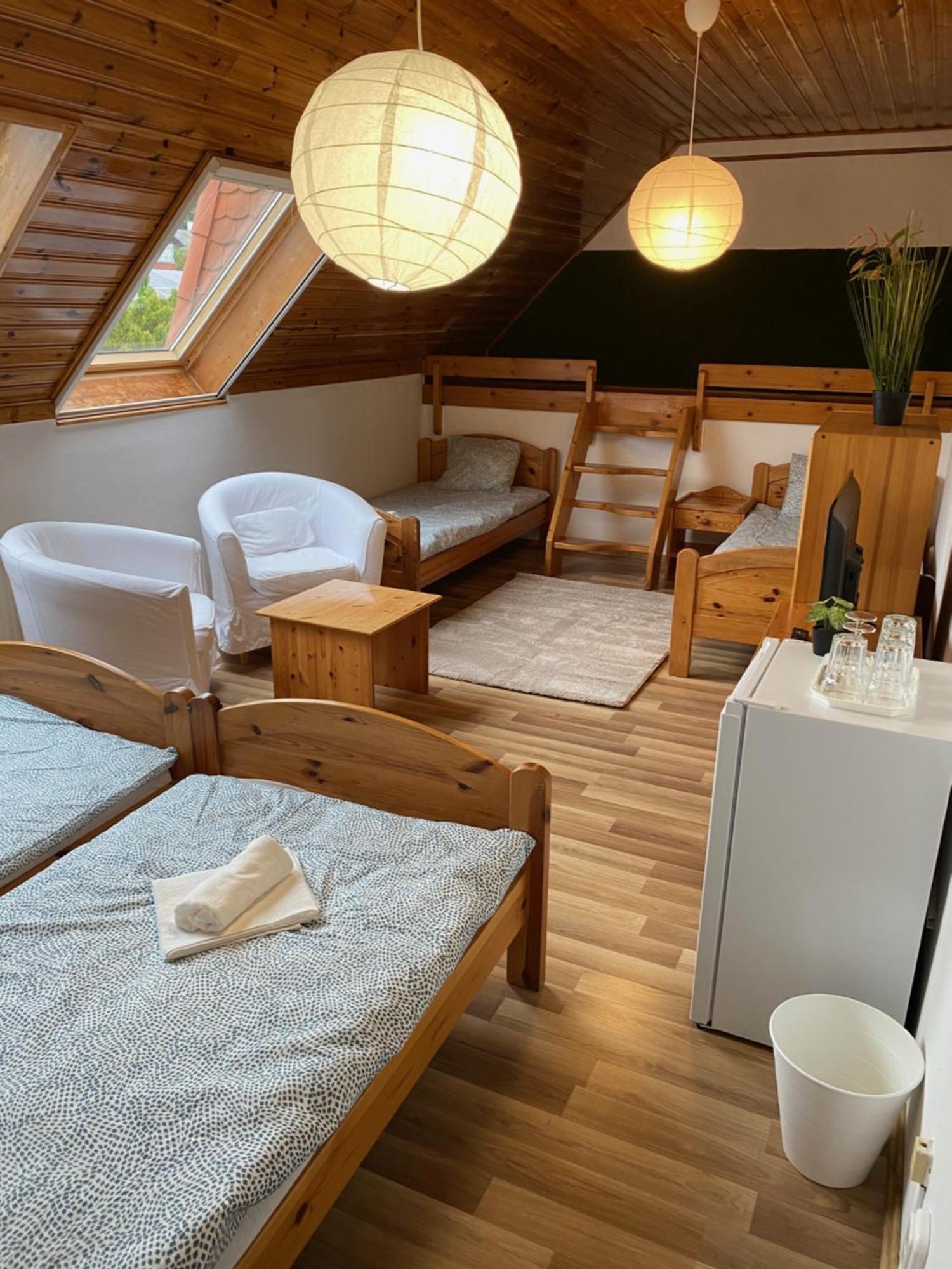 Global Apartmanhaz Vonyarcvashegy Zewnętrze zdjęcie